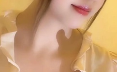 苍井空半裸酥胸